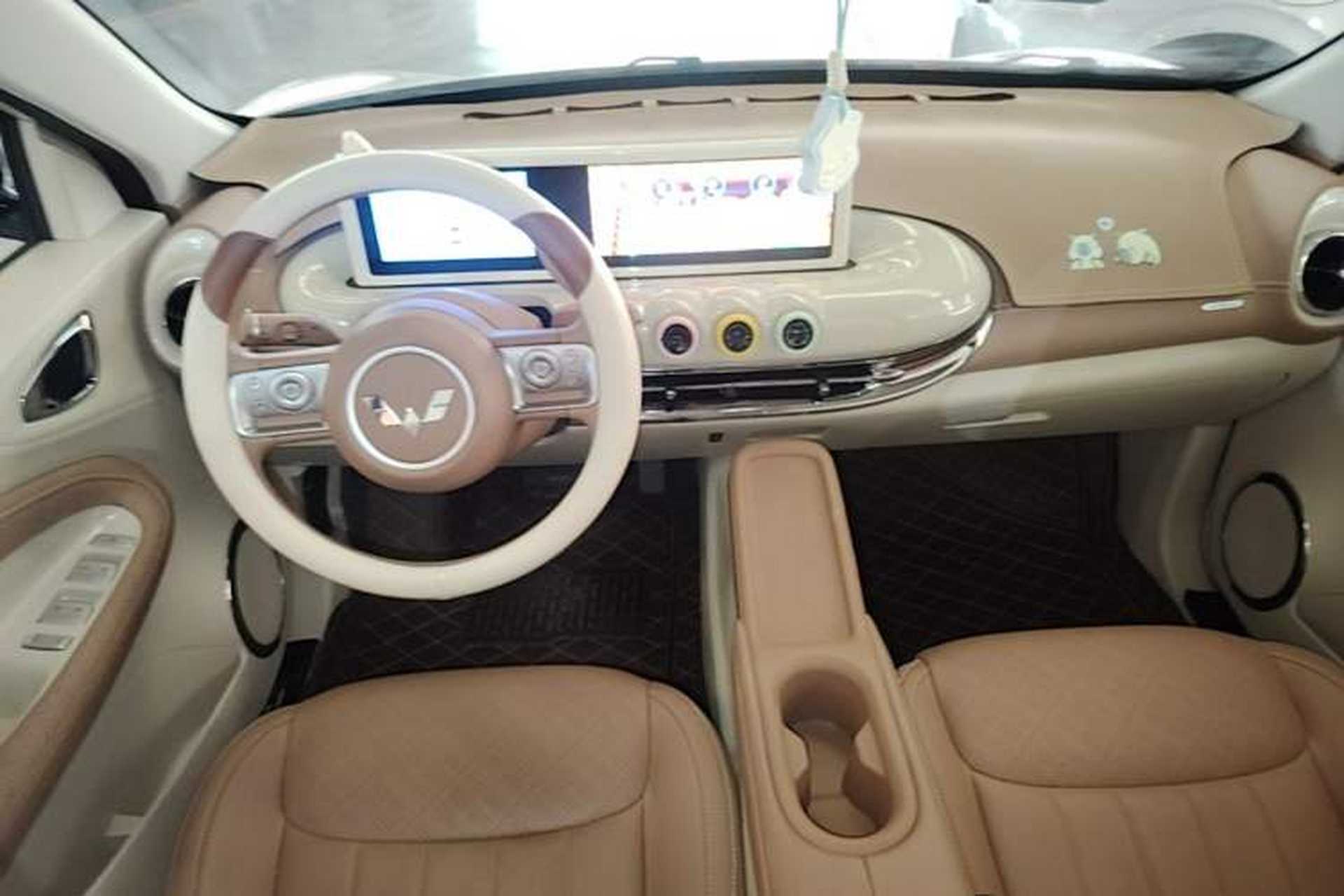 Used Wuling Bingo 2025 333 km Lingxi Connected Version Center Console
