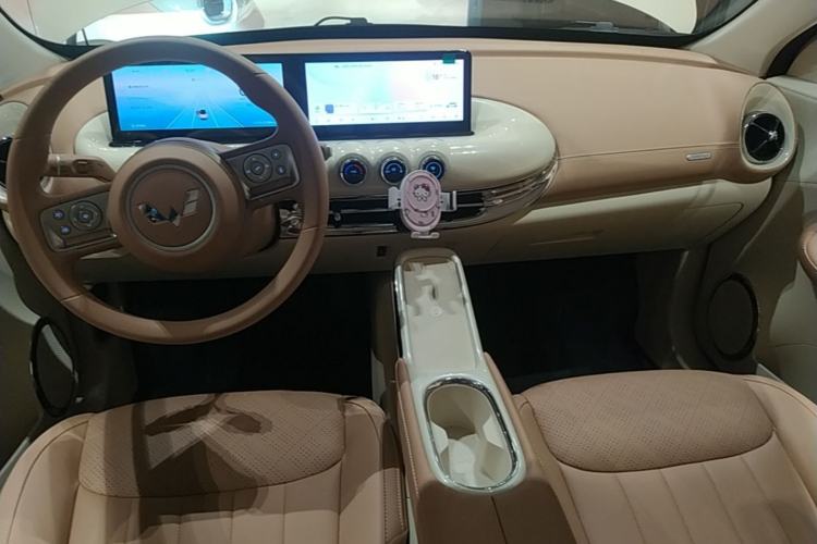 Used Wuling Bingo 2025 333 km Lingxi Connected Version Center Console