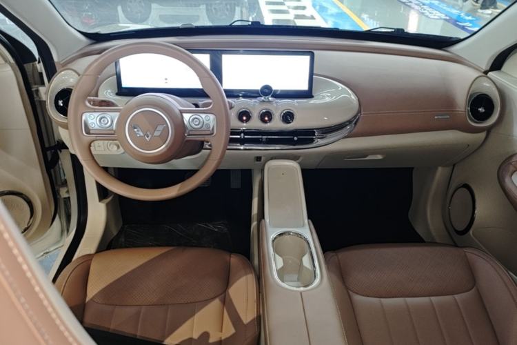 Used Wuling Bingo 2025 333 km Lingxi Connected Version Center Console