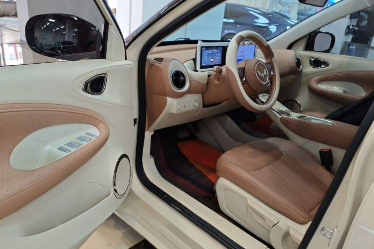 Used Wuling Bingo 2025 333 km Lingxi Connected Version Driver Seat
