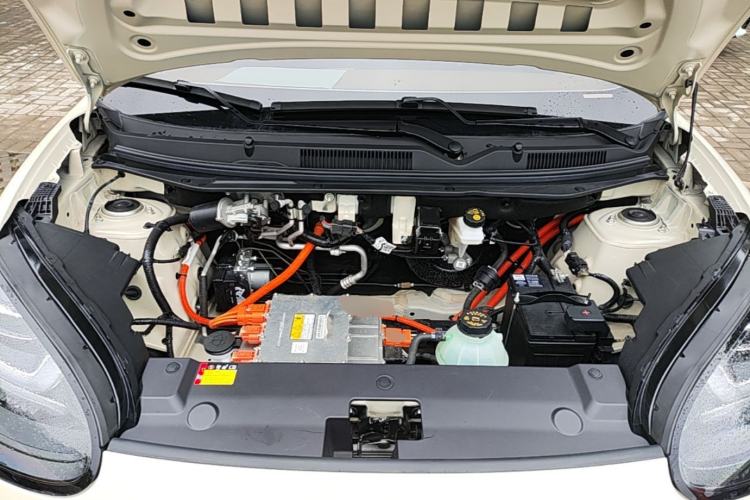 Used Wuling Bingo 2025 333 km Lingxi Connected Version Engine Bay