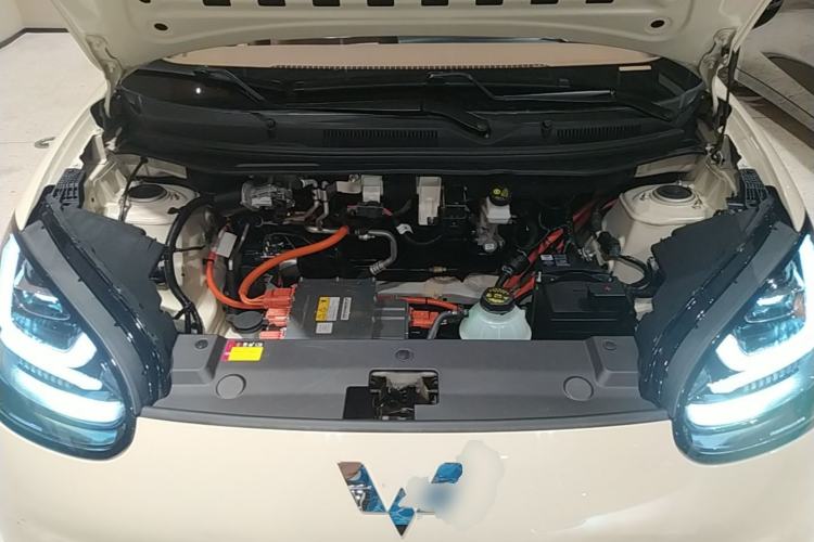 Used Wuling Bingo 2025 333 km Lingxi Connected Version Engine Bay