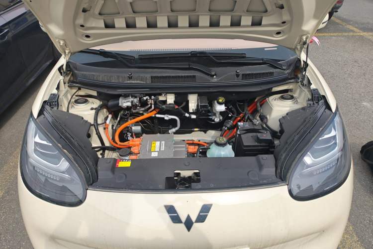 Used Wuling Bingo 2025 333 km Enjoyment Version Engine Bay