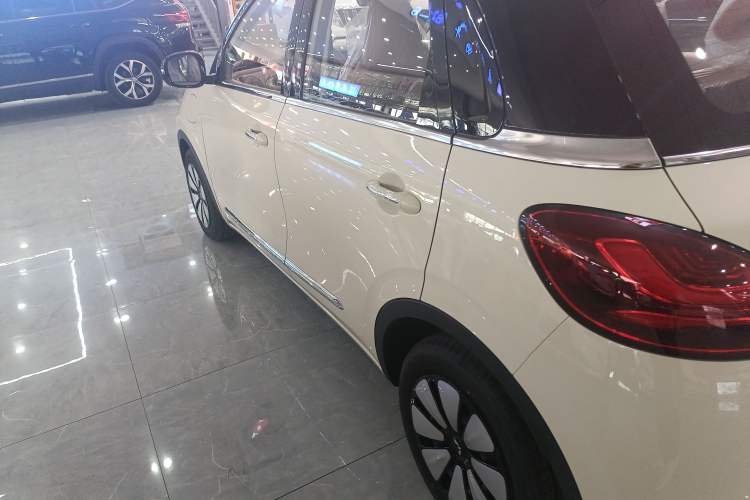 Used Wuling Bingo 2025 333 km Enjoyment Version Exterior 5
