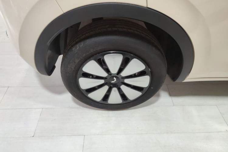 Used Wuling Bingo 2025 333 km Enjoyment Version Exterior 5