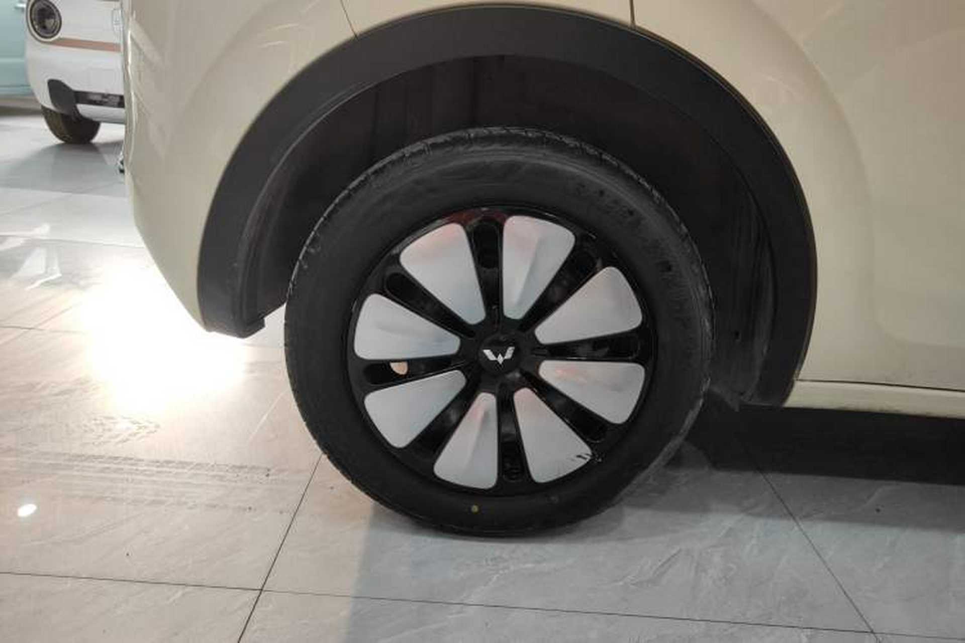 Used Wuling Bingo 2025 410 km Lingxi Deluxe Edition Exterior 8