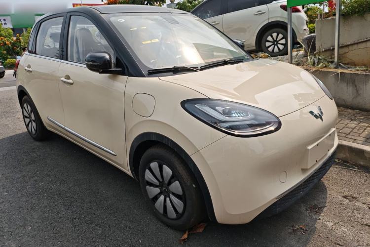 Used Wuling Bingo 2025 333 km Enjoyment Version Front Right 45 Deg