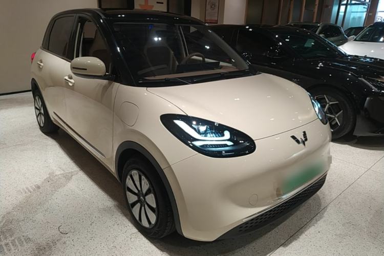 Used Wuling Bingo 2025 333 km Lingxi Connected Version Front Right 45 Deg