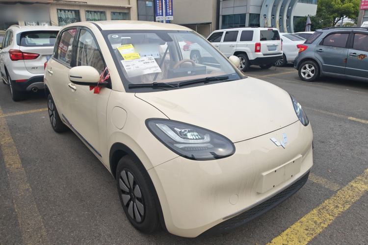 Used Wuling Bingo 2025 333 km Enjoyment Version Front Right 45 Deg