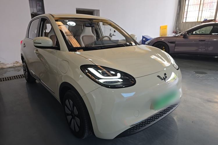 Used Wuling Bingo 2025 333 km Lingxi Connected Version Front Right 45 Deg