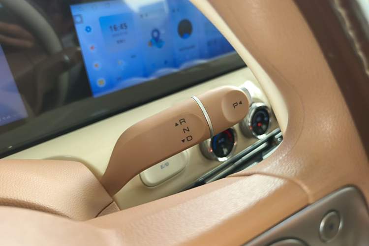 Used Wuling Bingo 2025 333 km Enjoyment Version Gear Lever