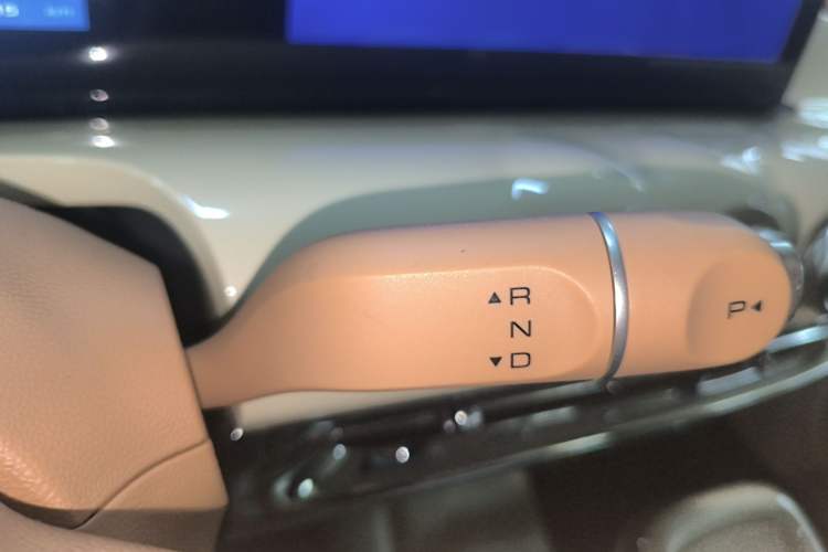 Used Wuling Bingo 2025 333 km Enjoyment Version Gear Lever
