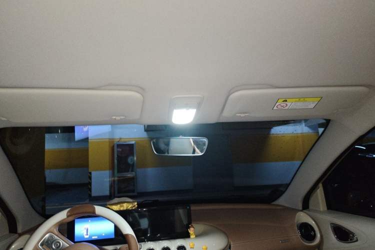 Used Wuling Bingo 2025 333 km Enjoyment Version Headliner