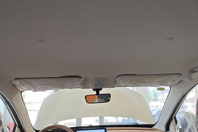 Used Wuling Bingo 2025 333 km Enjoyment Version Headliner