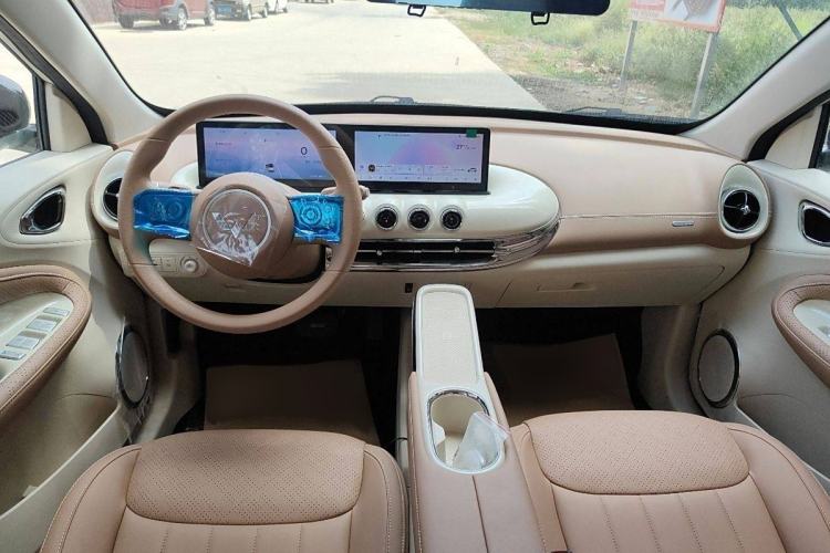 Used Wuling Bingo 2025 333 km Lingxi Connected Version Interior 1