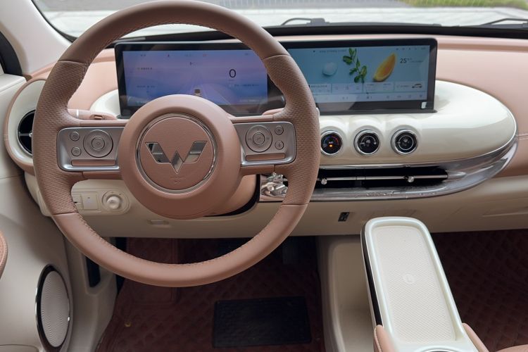 Used Wuling Bingo 2025 333 km Lingxi Deluxe Edition Interior 3