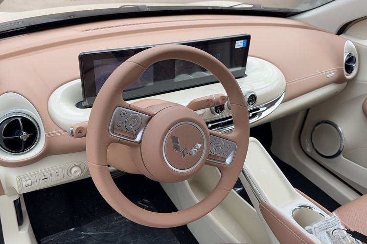 Used Wuling Bingo 2025 333 km Enjoyment Version Interior 3