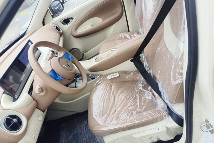 Used Wuling Bingo 2025 333 km Enjoyment Version Left Front Seat