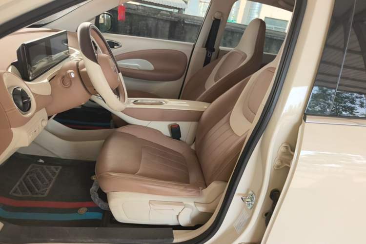 Used Wuling Bingo 2025 333 km Enjoyment Version Left Front Seat