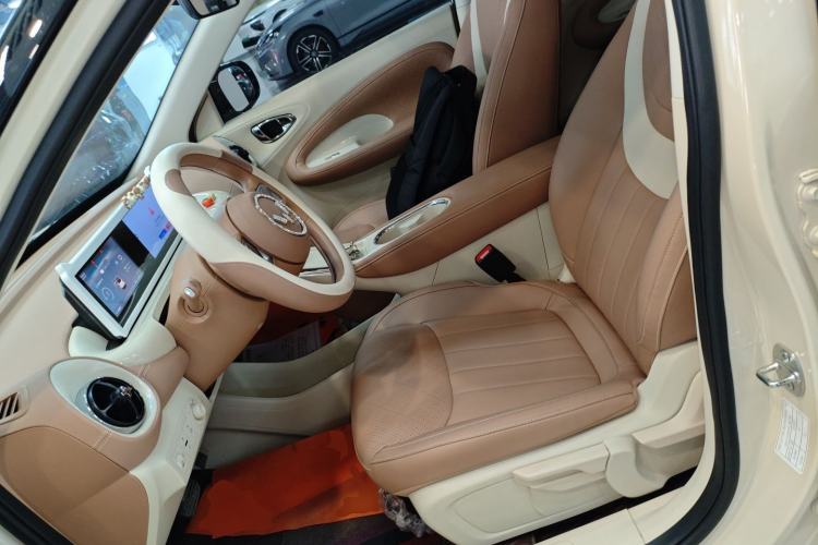 Used Wuling Bingo 2025 333 km Lingxi Connected Version Left Front Seat