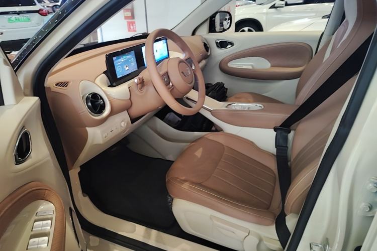 Used Wuling Bingo 2025 333 km Enjoyment Version Left Front Seat