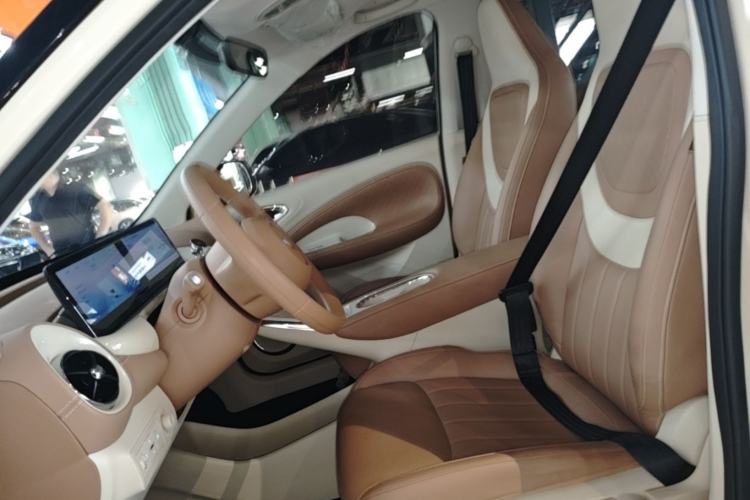 Used Wuling Bingo 2025 333 km Lingxi Connected Version Left Front Seat