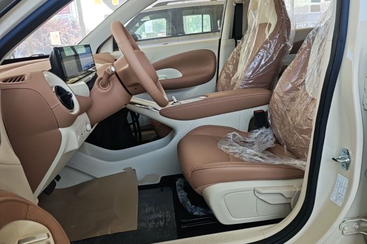 Used Wuling Bingo 2025 333 km Enjoyment Version Left Front Seat