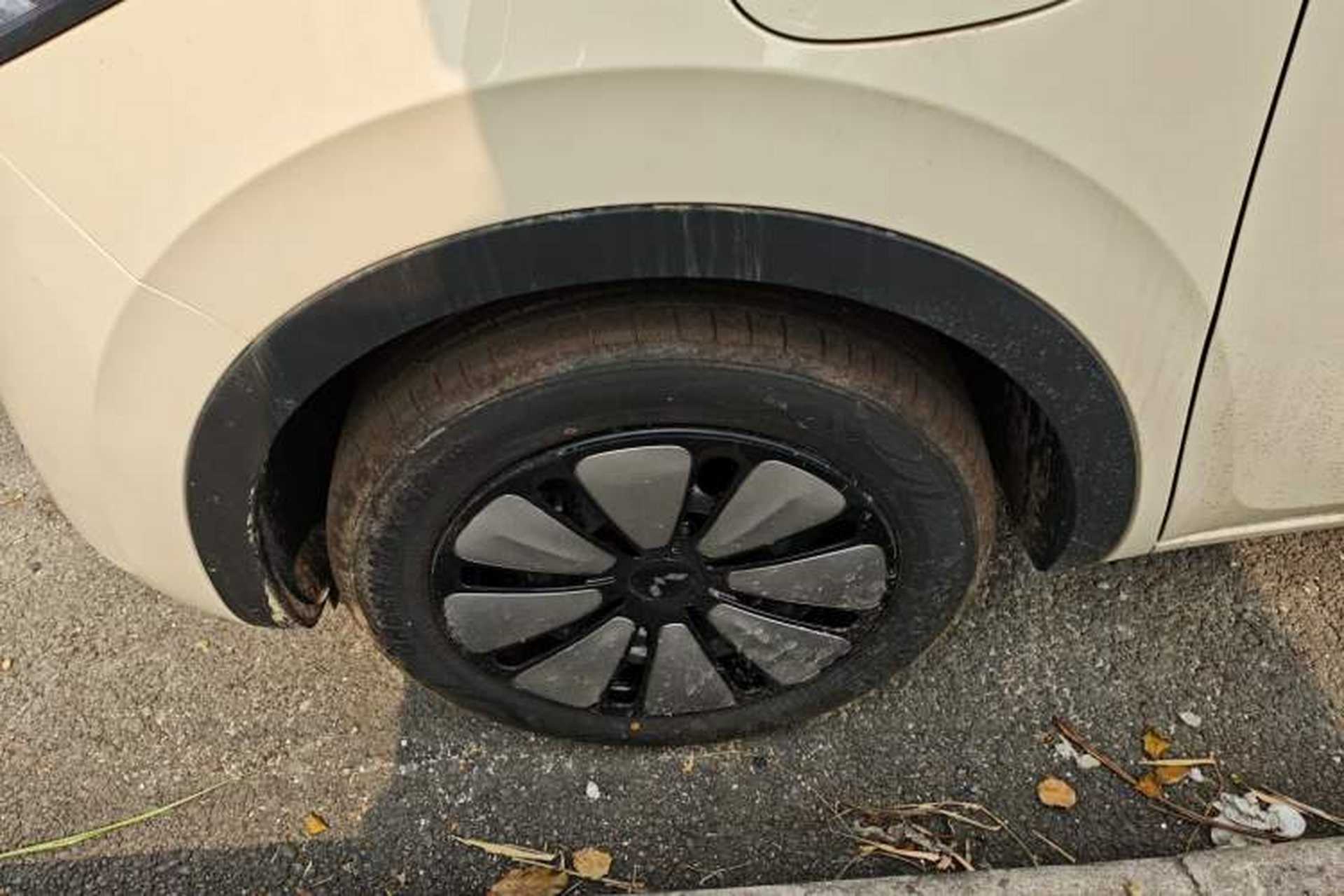 Used Wuling Bingo 2025 333 km Enjoyment Version Left Front Wheel Hub