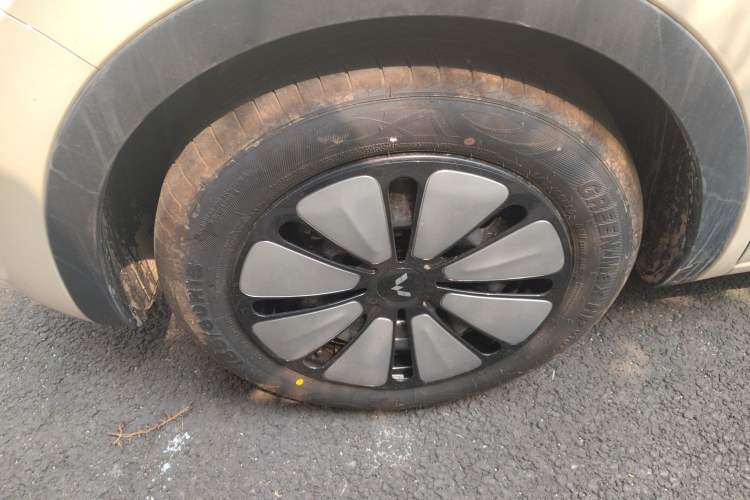Used Wuling Bingo 2025 333 km Enjoyment Version Left Front Wheel Hub