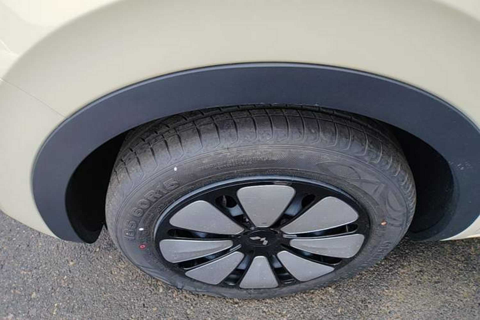 Used Wuling Bingo 2025 333 km Enjoyment Version Left Front Wheel Hub