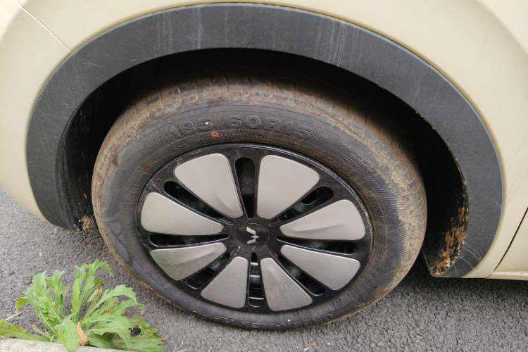 Used Wuling Bingo 2025 333 km Enjoyment Version Left Front Wheel Hub