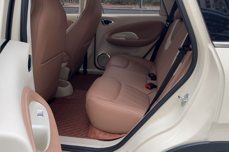 Used Wuling Bingo 2025 333 km Lingxi Deluxe Edition Left Rear Seat