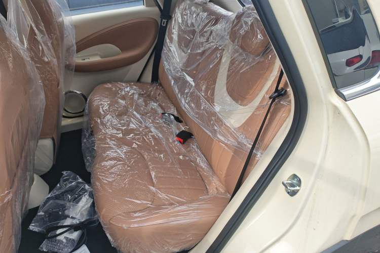 Used Wuling Bingo 2025 333 km Enjoyment Version Left Rear Seat
