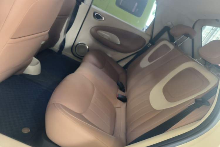Used Wuling Bingo 2025 410 km Lingxi Deluxe Edition Left Rear Seat