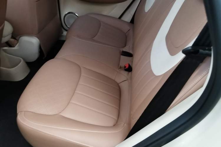 Used Wuling Bingo 2025 333 km Enjoyment Version Left Rear Seat