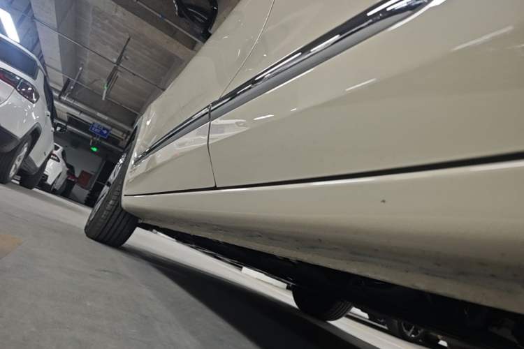 Used Wuling Bingo 2025 333 km Lingxi Deluxe Edition Left Side Sill