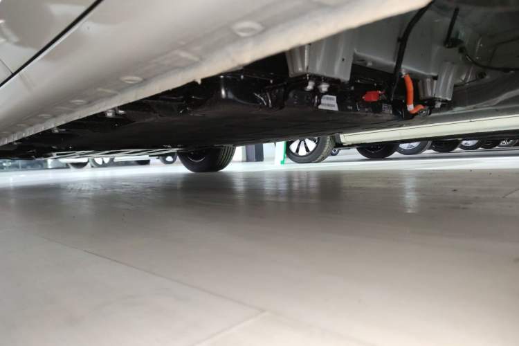 Used Wuling Bingo 2025 333 km Enjoyment Version Left Side Sill