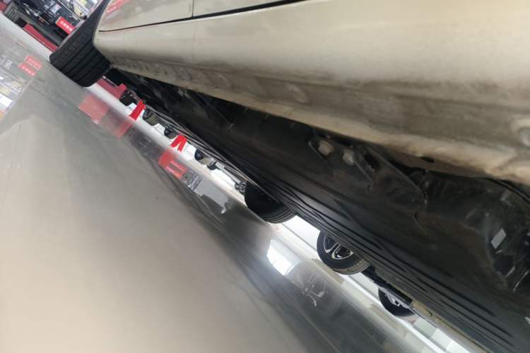 Used Wuling Bingo 2025 410 km Lingxi Deluxe Edition Left Side Sill