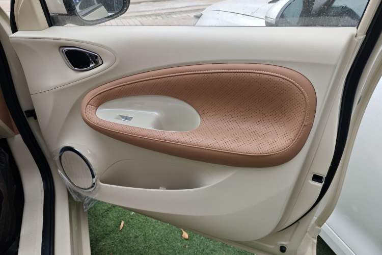 Used Wuling Bingo 2025 333 km Enjoyment Version Right Front Door Interior