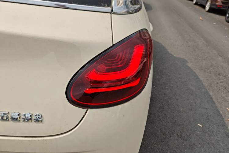 Used Wuling Bingo 2025 333 km Enjoyment Version Right Rear Taillight