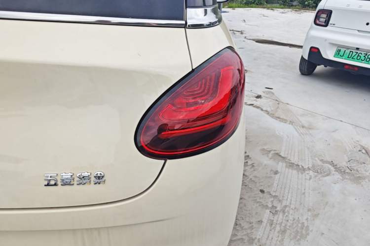 Used Wuling Bingo 2025 333 km Enjoyment Version Right Rear Taillight