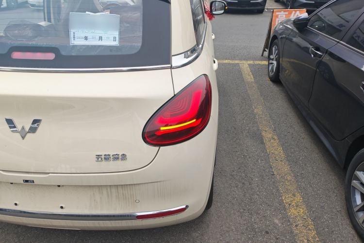 Used Wuling Bingo 2025 333 km Enjoyment Version Right Rear Taillight