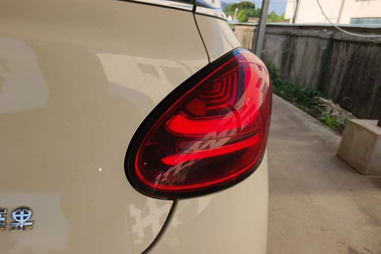 Used Wuling Bingo 2025 333 km Enjoyment Version Right Rear Taillight