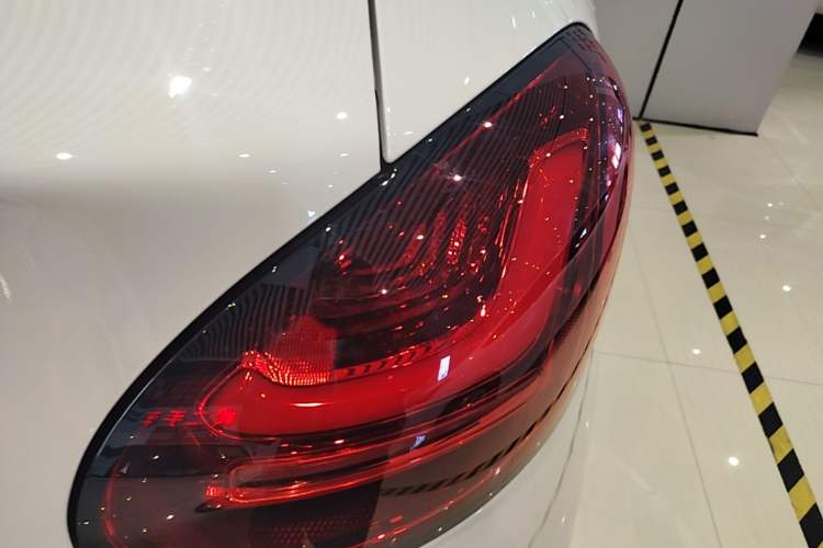Used Wuling Bingo 2025 333 km Enjoyment Version Right Rear Taillight