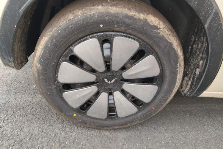 Used Wuling Bingo 2025 333 km Enjoyment Version Right Rear Wheel Hub