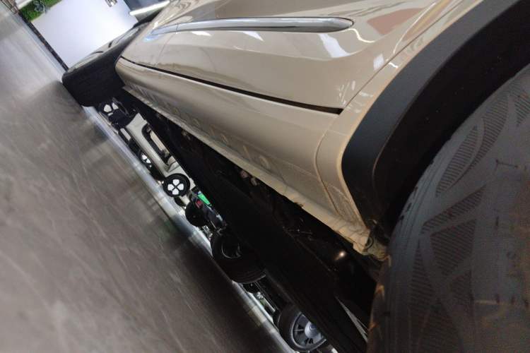 Used Wuling Bingo 2025 333 km Enjoyment Version Right Side Sill
