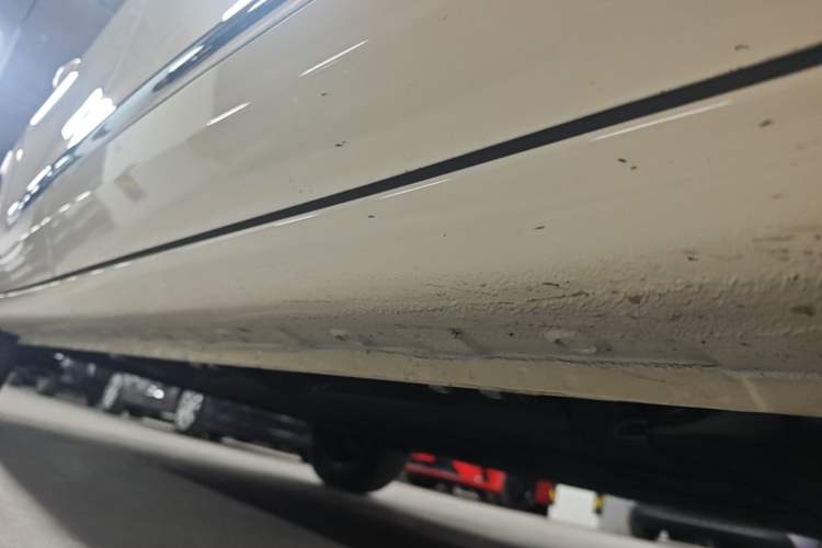 Used Wuling Bingo 2025 333 km Lingxi Deluxe Edition Right Side Sill