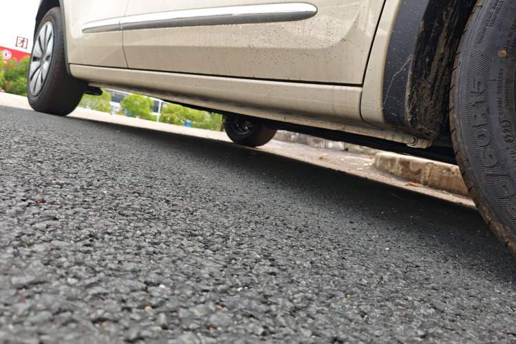 Used Wuling Bingo 2025 333 km Enjoyment Version Right Side Sill