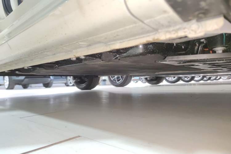 Used Wuling Bingo 2025 333 km Enjoyment Version Right Side Sill