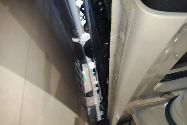 Used Wuling Bingo 2025 333 km Enjoyment Version Right Side Sill
